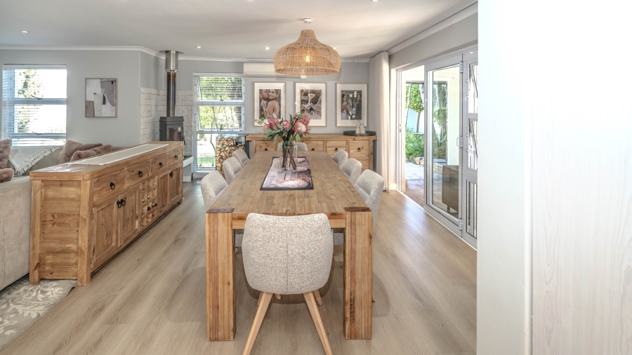 5 Bedroom Property for Sale in De Bron Western Cape